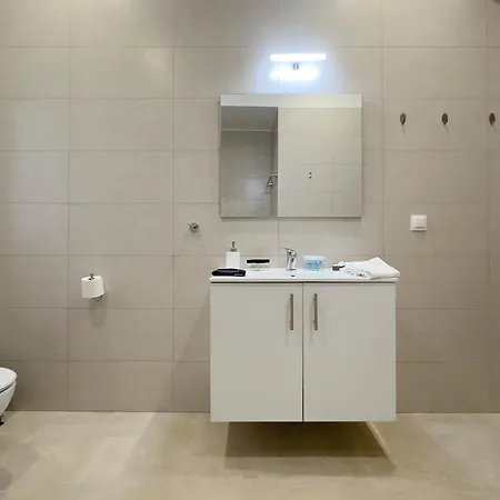 Glenvar Heights A2 Spacious Apt In Paleo Faliro Athens Exterior photo