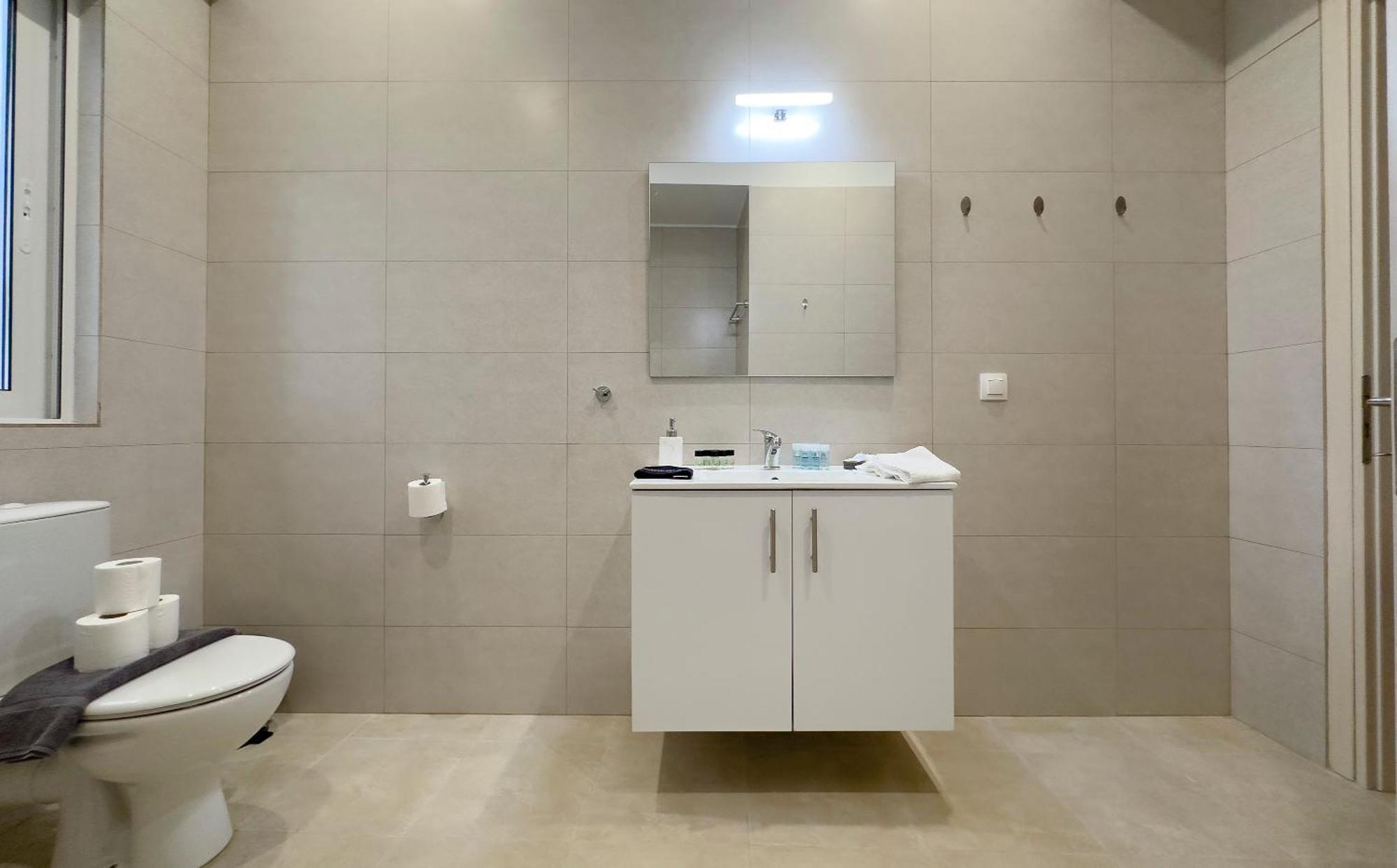 Apartment Glenvar Heights A2 Spacious In Paleo Faliro Athens