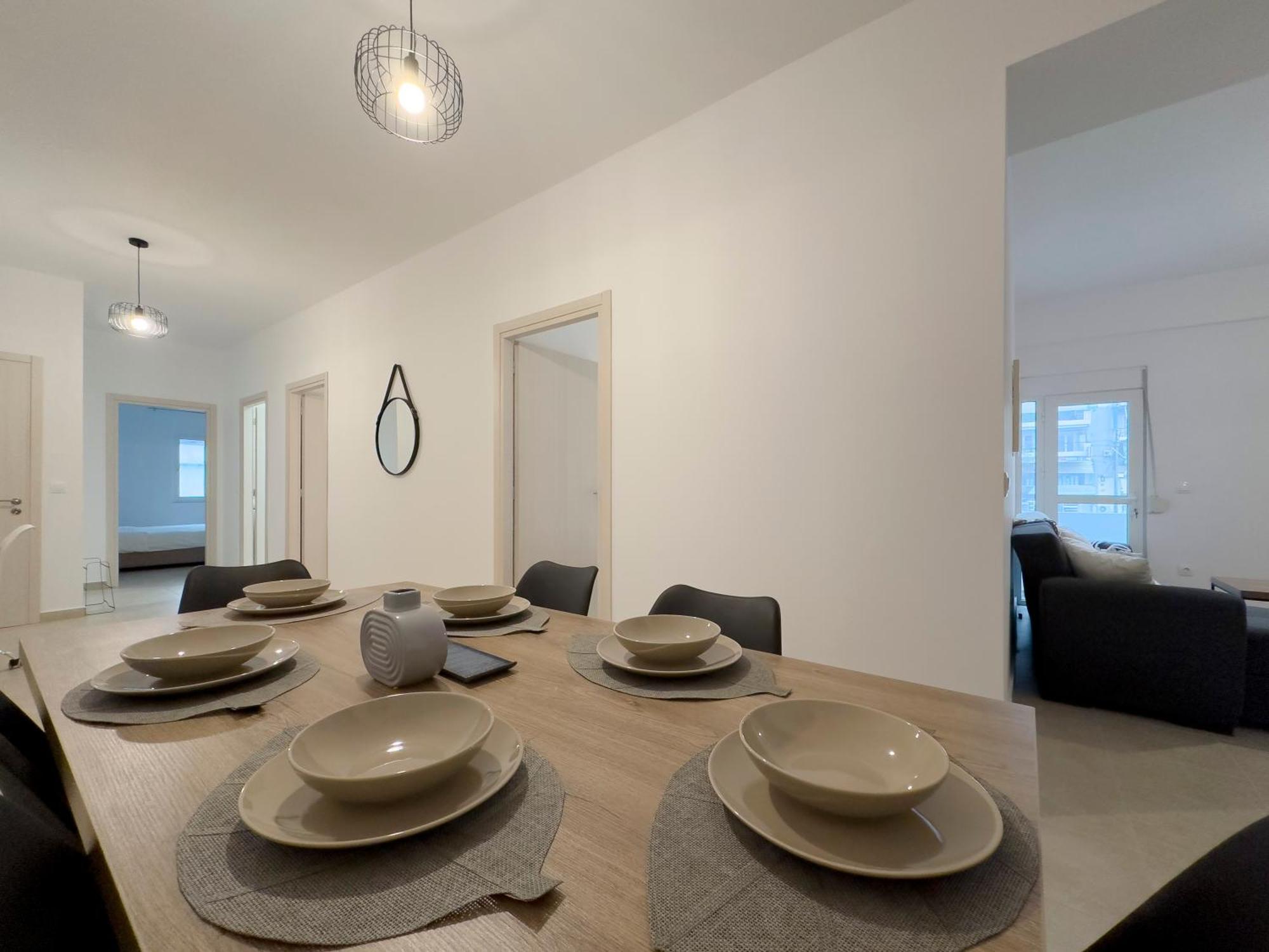 Glenvar Heights A2 Spacious In Paleo Faliro *